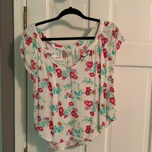hollister lightweight blouse